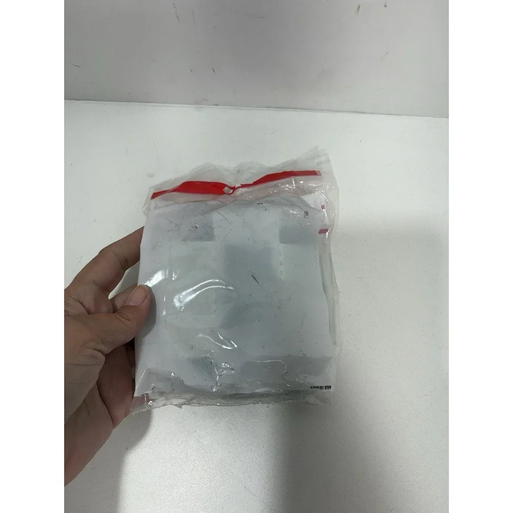 WIREMOLD‎ LEGRAND CIHT-GFI  RECEPTACLE BRACKET New